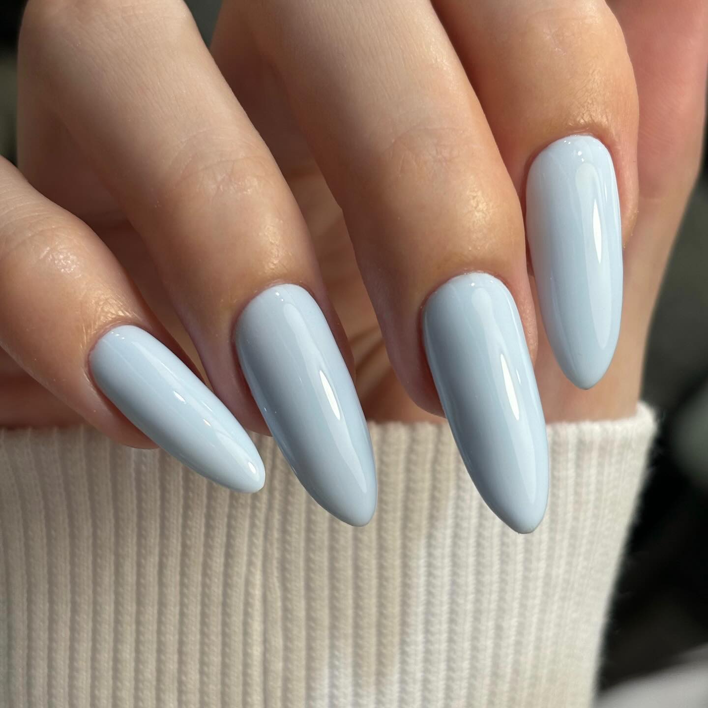 Trendy Chrome Nail Accent Design